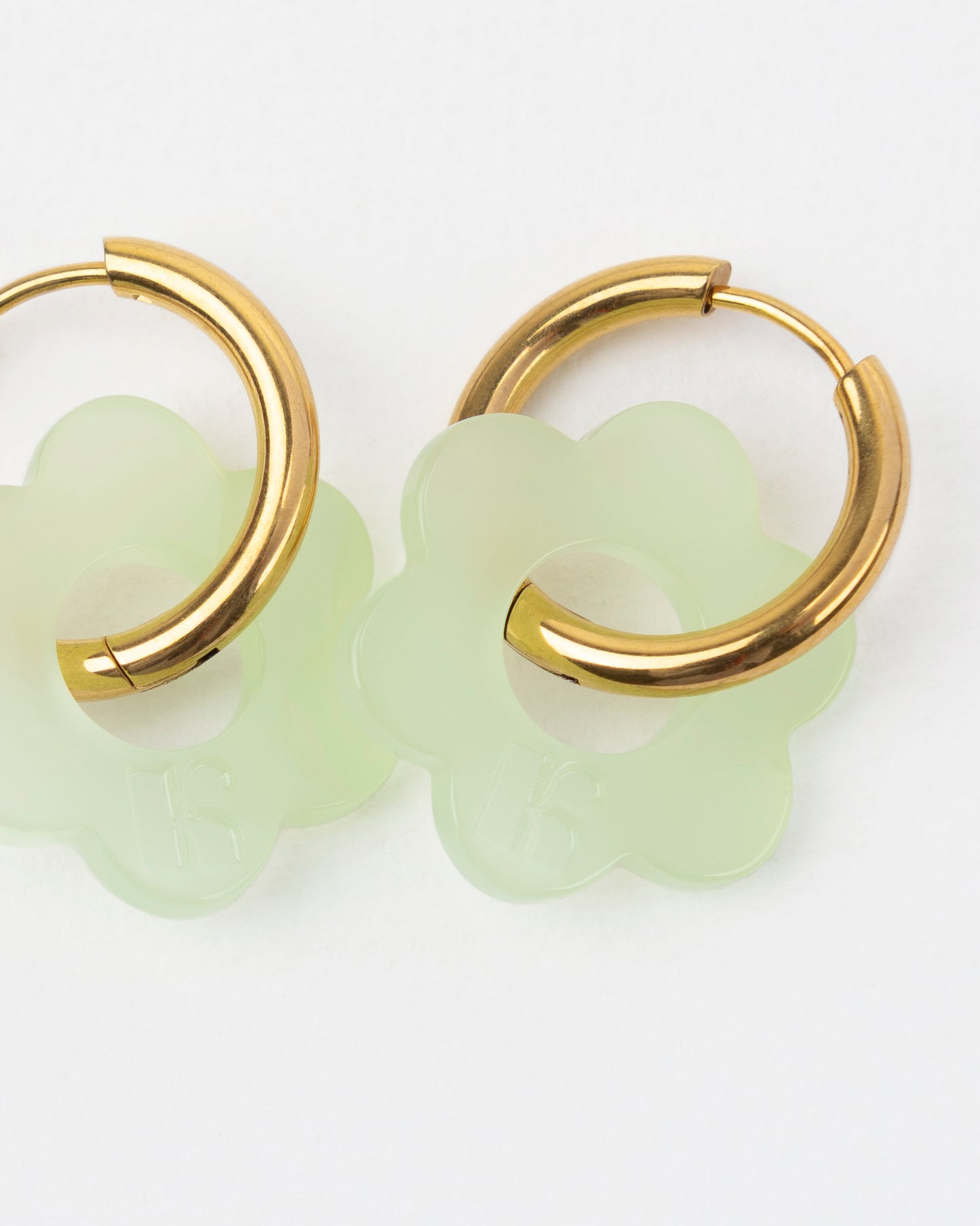Boucles d'oreilles BABY FLEURETTE - Vert amande -